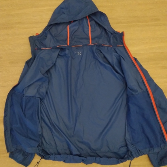 Polo sport windbreaker. - Picture 7 of 9